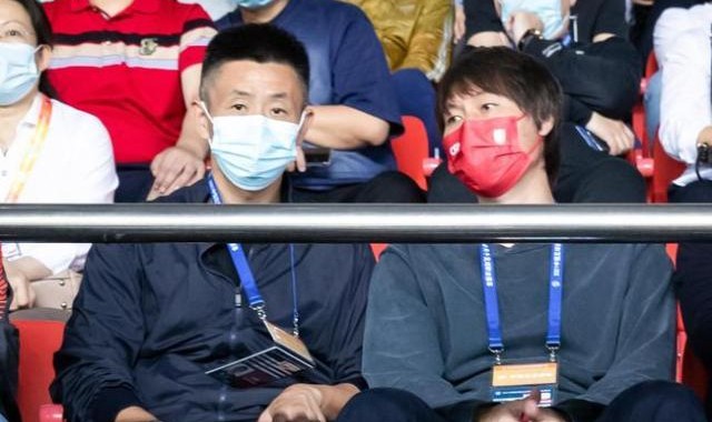 天天盈球即时比分直播-国足教练组兵分两路考察中超 40强赛名单增至60人