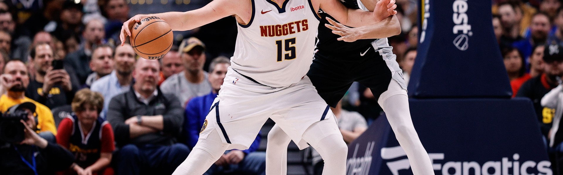 天天盈球-文班大战约基奇！ESPN预测明日胜率：马刺58.6% 掘金41.4%