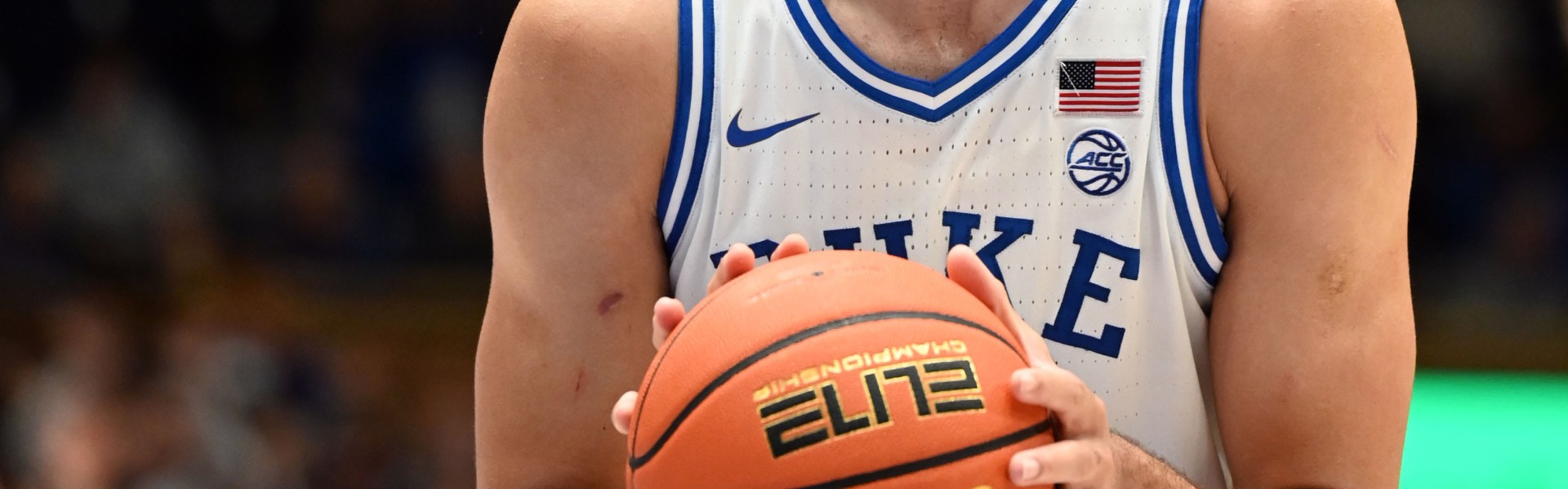 天天盈球即时比分直播-冲状元！卡梅隆·布泽尔半场狂轰20+9+2+2&amp;12罚10中 对手全队22分